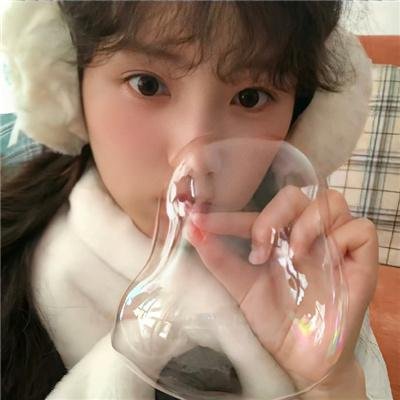 女孩闺房